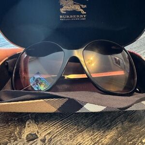 Burberry Silver and Black Eyewear